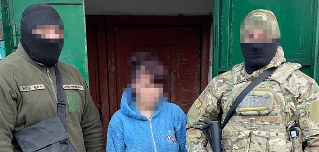 СБУ затримала жительку Донеччини, яка розвідувала дислокацію та переміщення ЗСУ поблизу Авдіївки та Мар’їнки
