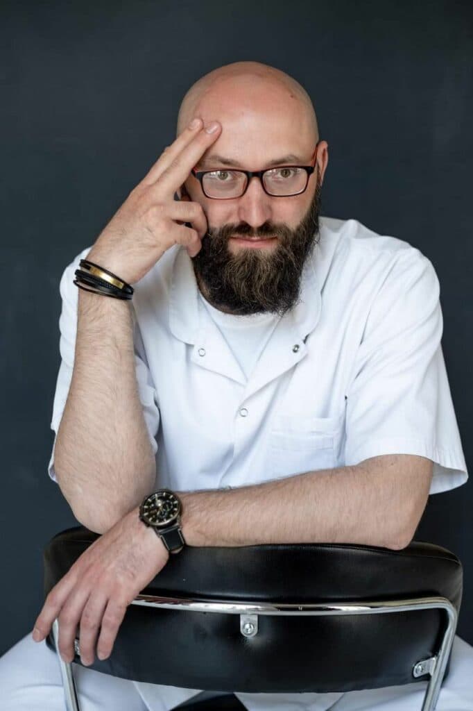 лікар з Луганщини антифейк