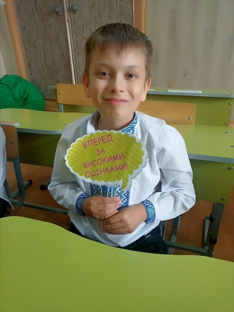 "Він часто просить, щоб його обійняли": історія родини переселенців з Донеччини, яким допомогли "Лікарі без кордонів"