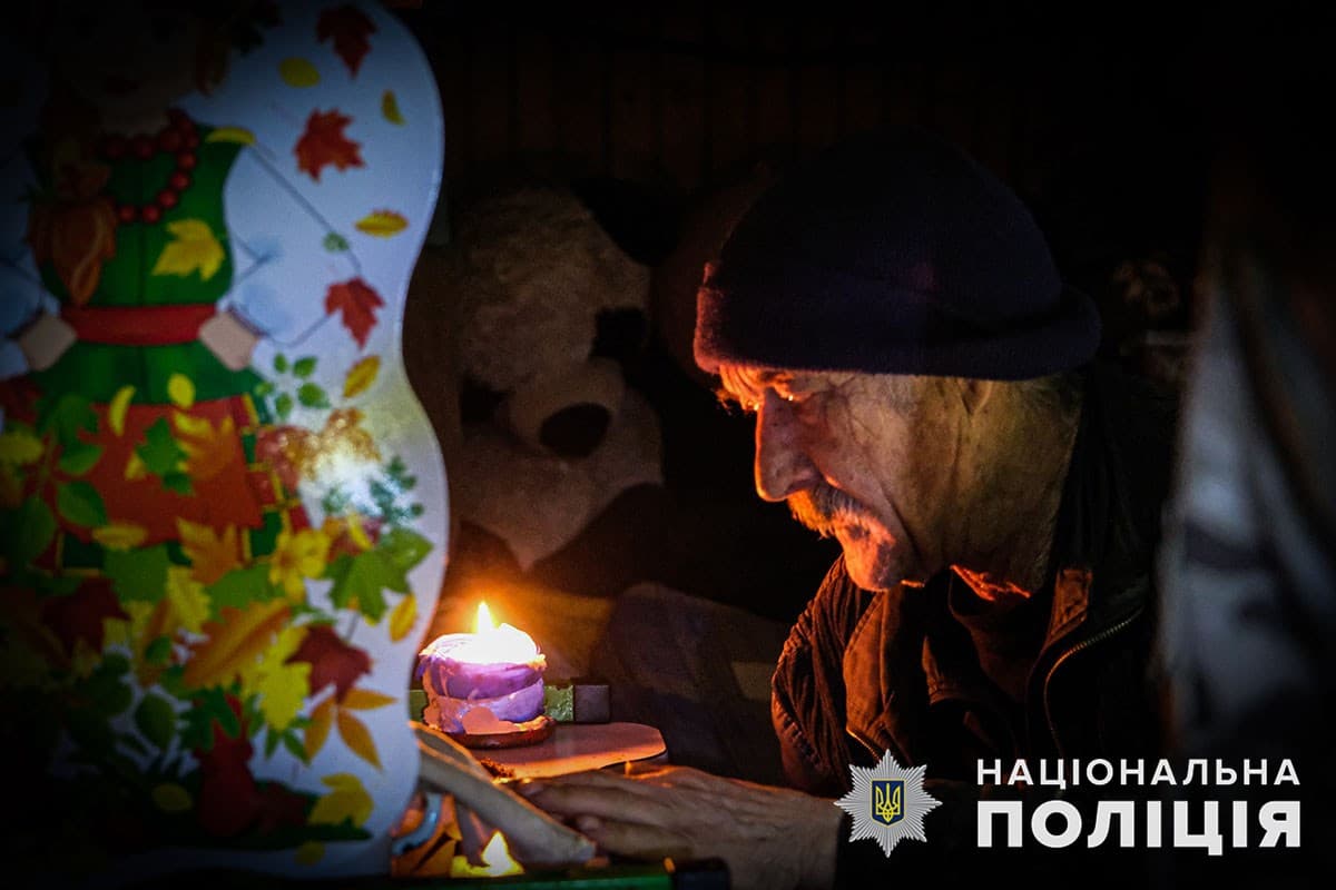 В розбитому ворожими обстрілами Вугледарі залишаються 111 цивільних (відео)