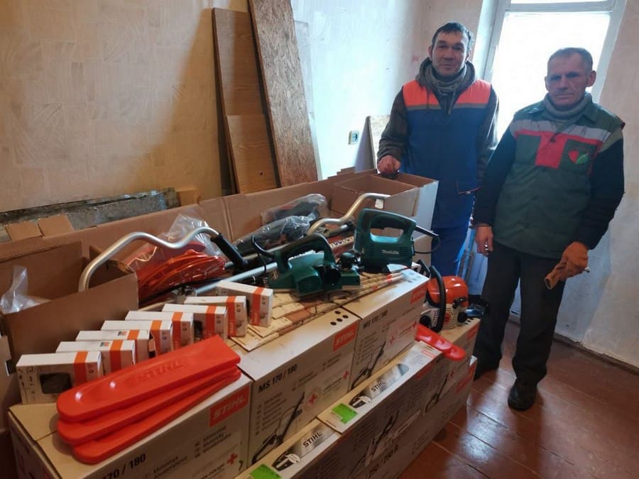 Червоний хрест надав нове обладнання для забезпечення озеленення і благоустрою Дружківки