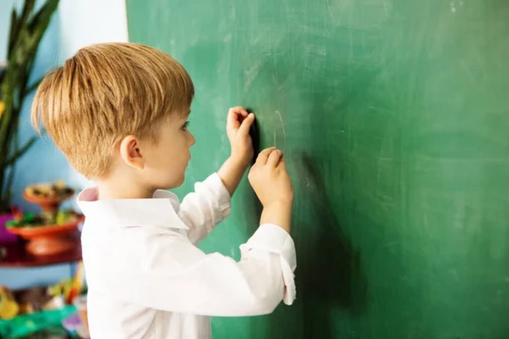 "ЯМаріуполь" видаватиме рюкзаки першокласникам Маріупольської територіальної громади