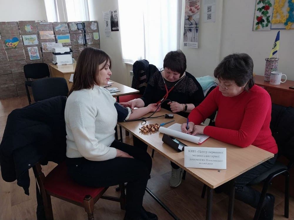 У хабах Харкова, Черкас та Новомосковська за місяць ВПО з Луганщини видали 6 652 продуктових набори