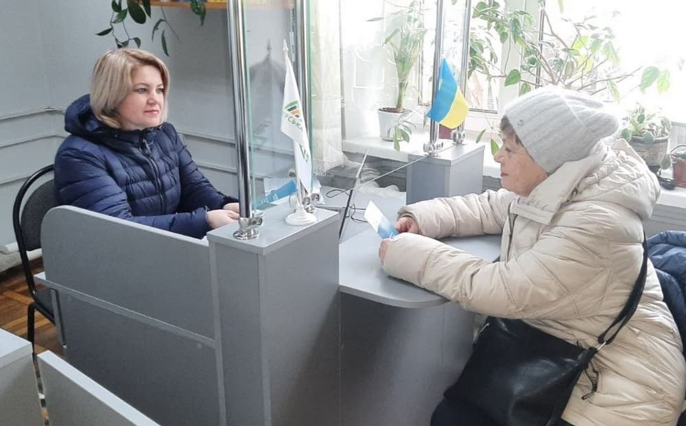 Більше 1,2 тисячі луганчан отримали допомогу в гуманітарних осередках Гірської громади