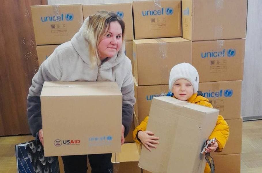 Сім’ї з дітьми зі старостинських округів Покровська отримали допомогу від "Янголів Спасіння" (фото)