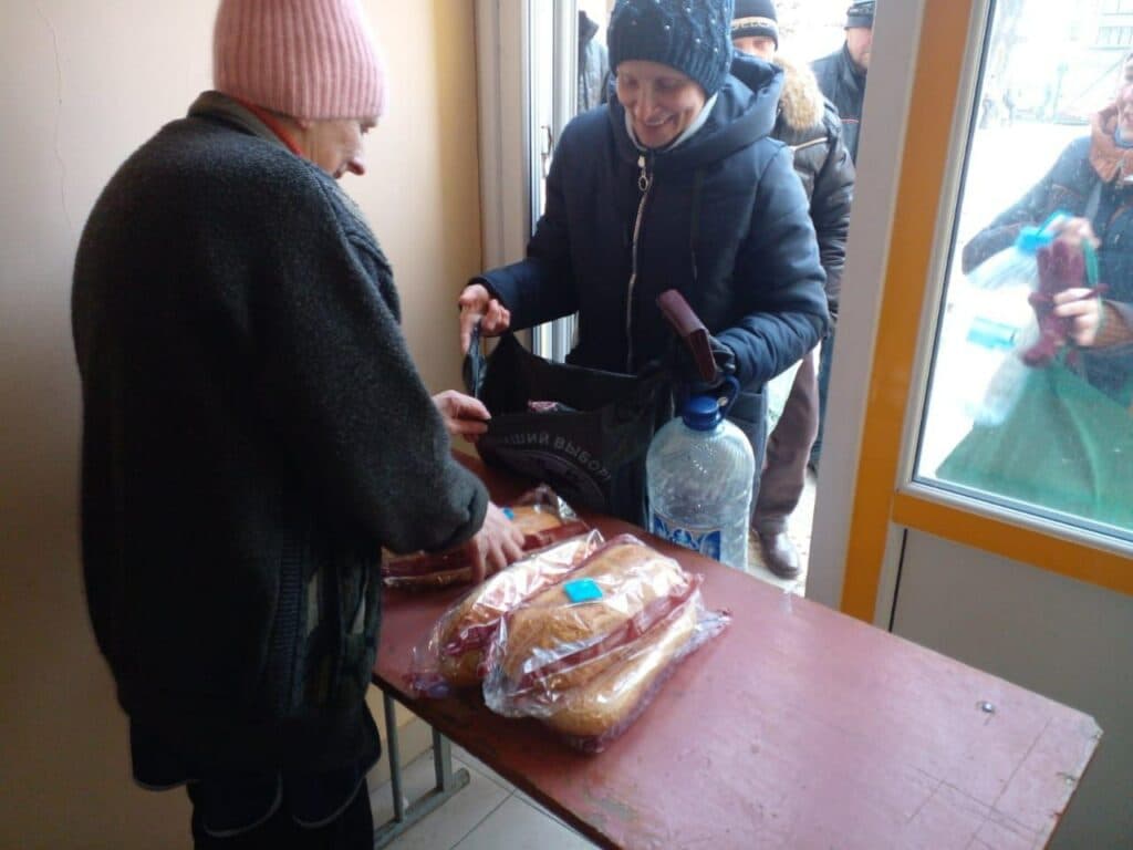 135 людей з інвалідністю отримали продуктові набори в Селидовому за сприяння Всесвітньої продовольчої програми