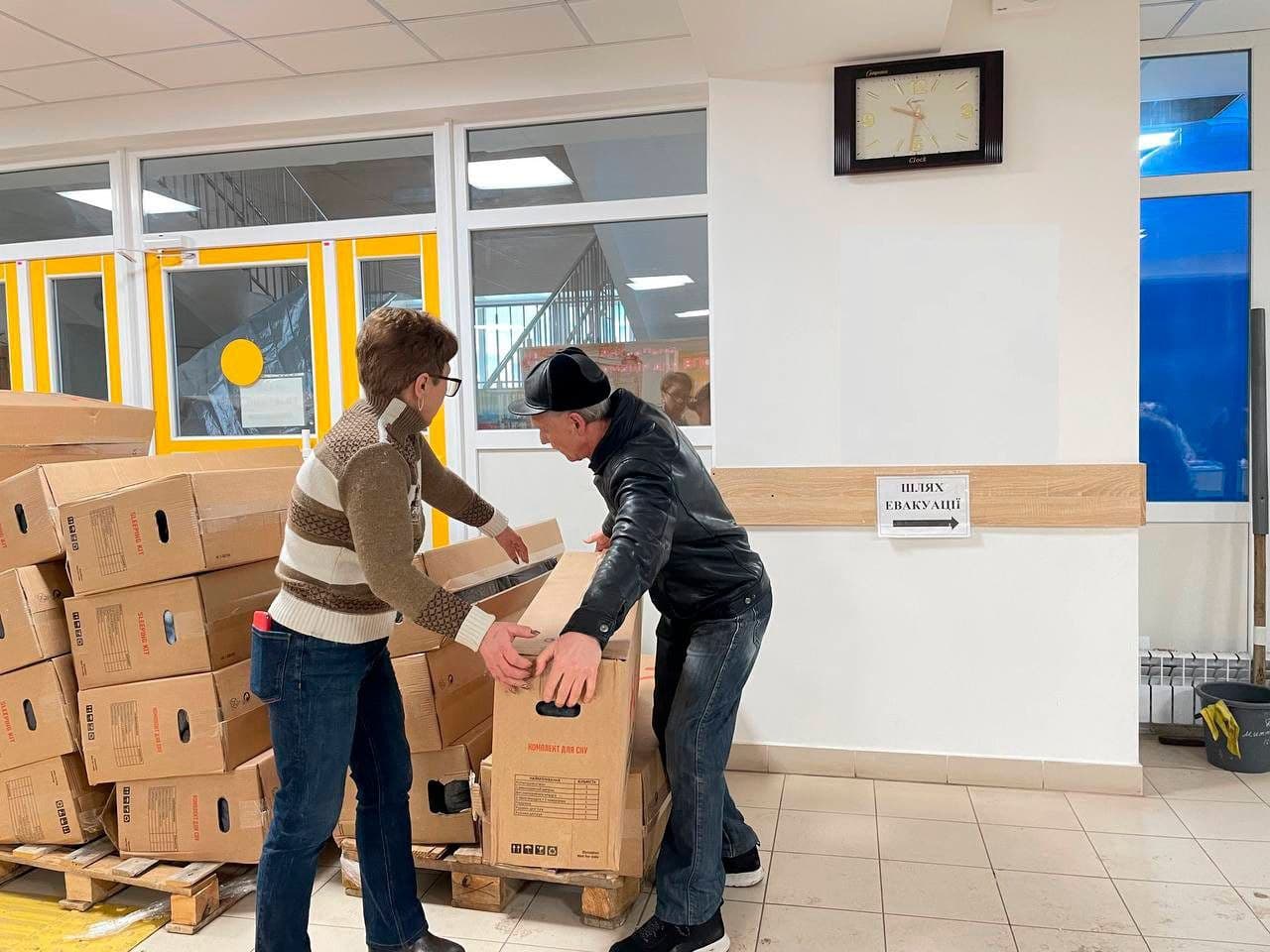 У Селидовому за підтримки Червоного Хреста отримали допомогу (фото)