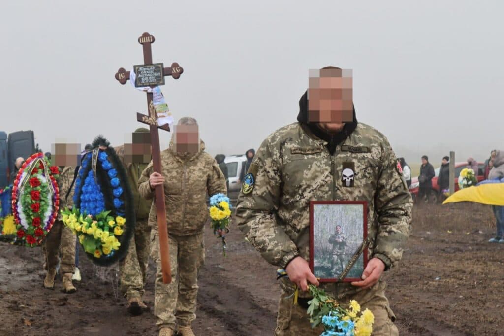 У Селидовому попрощалися з загиблим захисником України (фото)