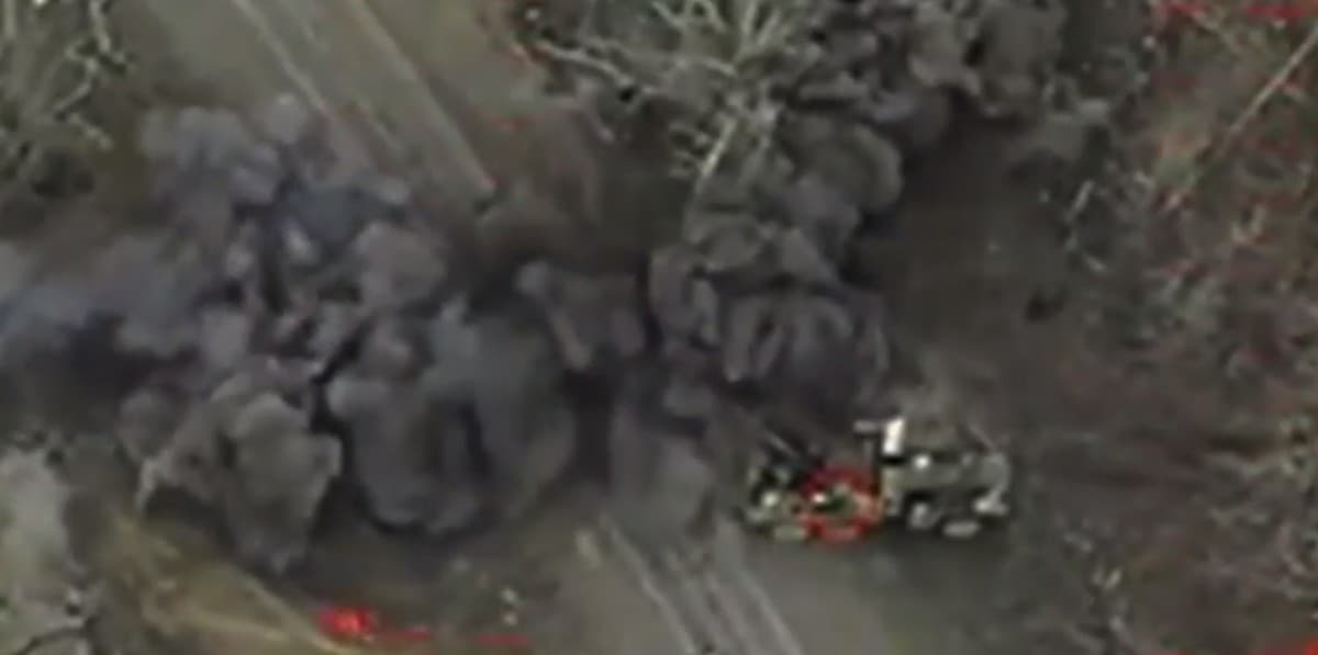 Біля Авдіївки третя штурмова українська бригада знищила російський броньовик і гармату ворога (відео)