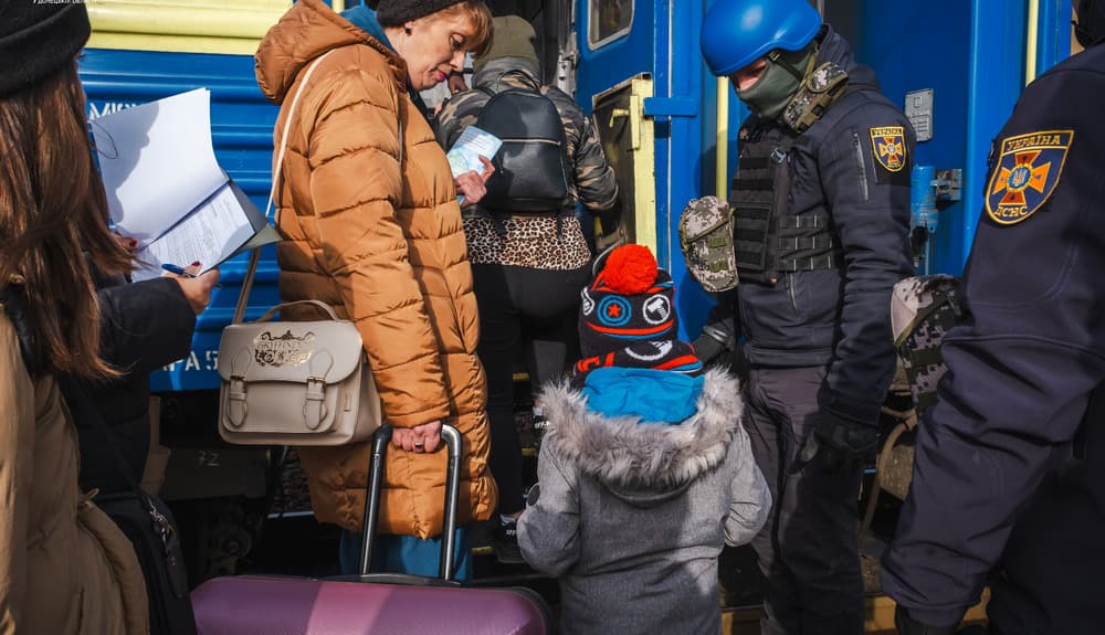 З Донеччини евакуювали ще 38 дітей