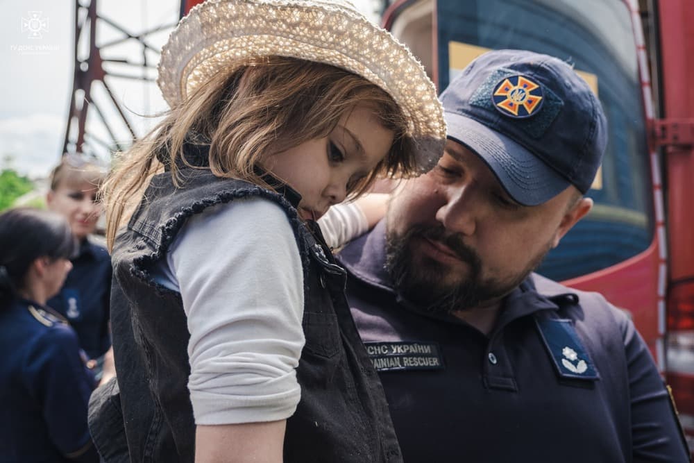 З Донеччини за вихідні дні евакуювали 11 дітей