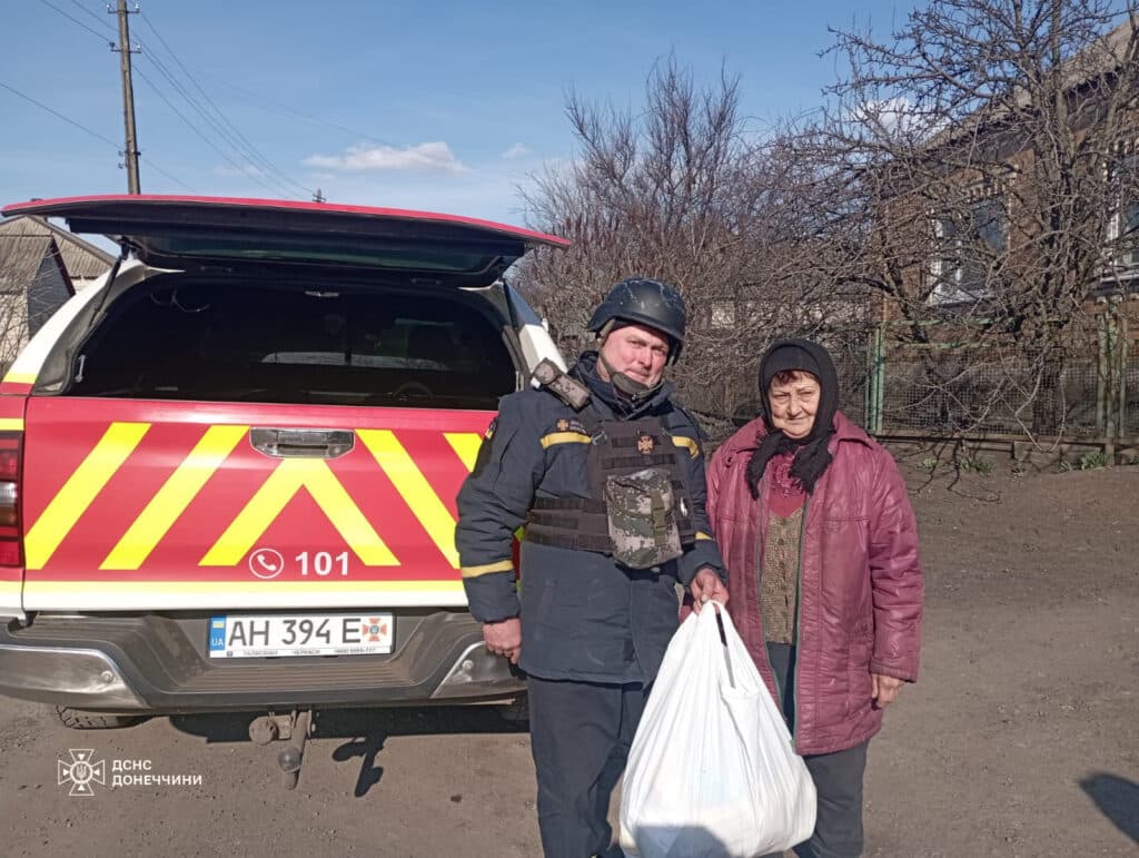 За два дні жителі Донеччини отримали 14 000 кілограмів гуманітарної допомоги