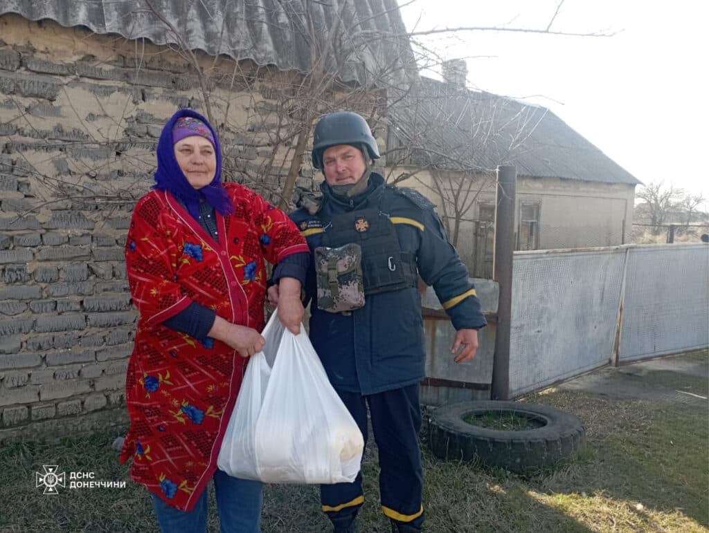 За два дні жителі Донеччини отримали 14 000 кілограмів гуманітарної допомоги