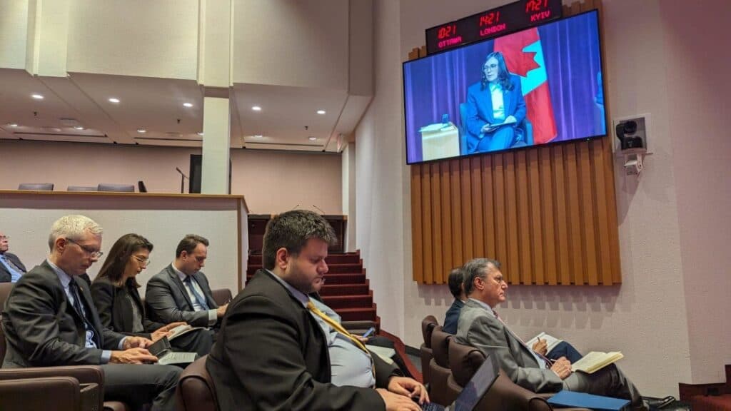 Канада, брифінг про викрадених дітей