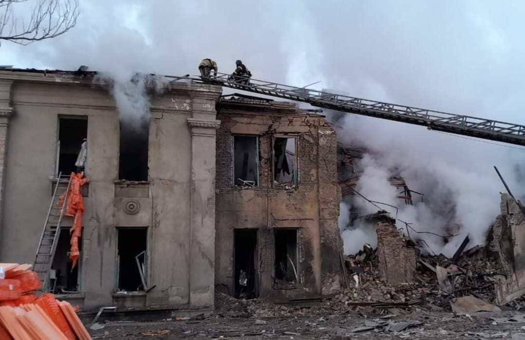 Ворог вдарив по Костянтинівці ракетами: що відомо