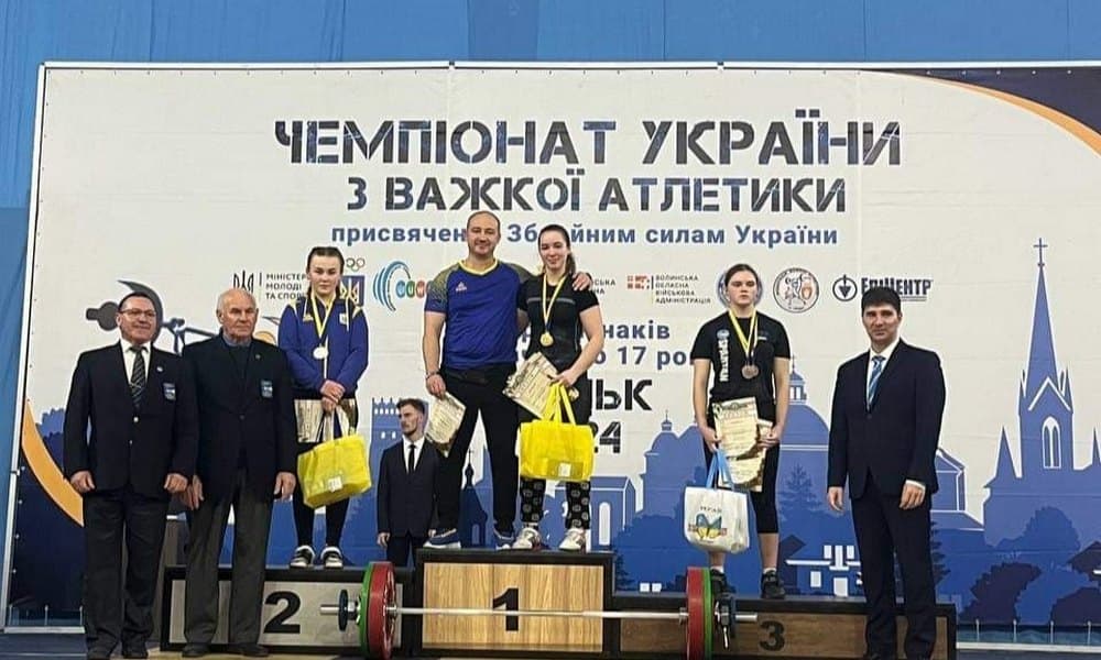 Важкоатлетка з Луганщини Ангеліна Селіванова перемогла в чемпіонаті України