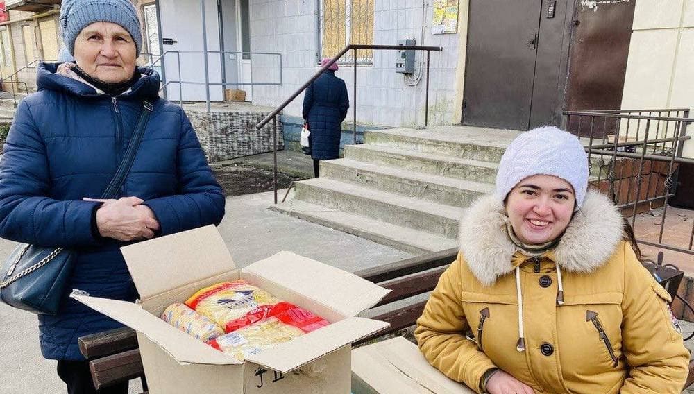 Вразливі категорії населення у Покровській громаді отримали гуманітарні набори від благодійників (фото)