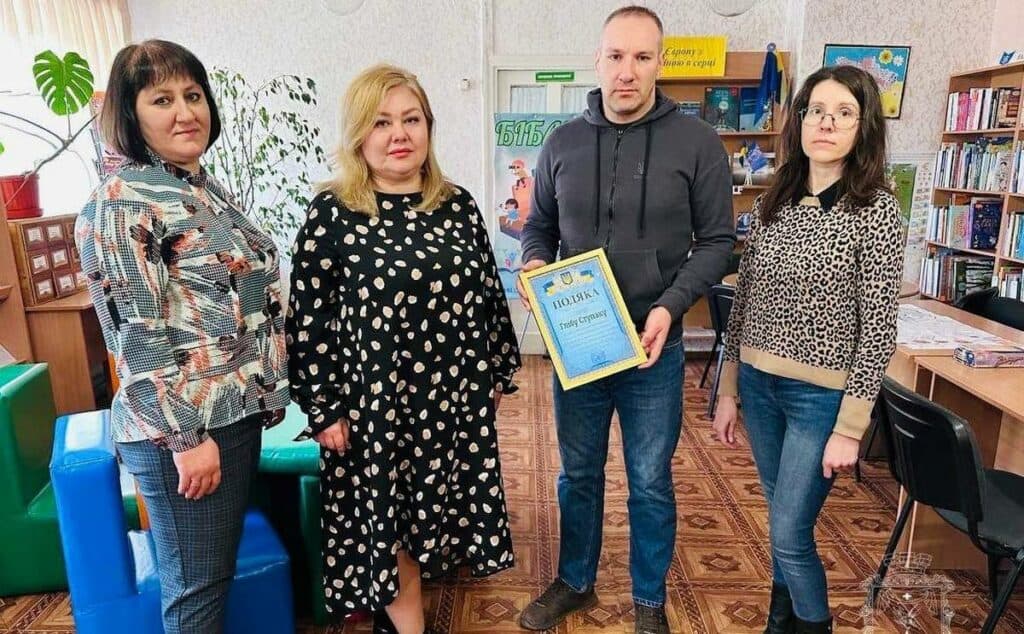 У Покровську за підтримки благодійників відновлена пошкоджена ворожим обстрілом будівля дитячої бібліотеки