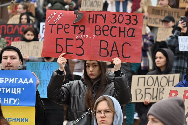 У містах України пройшли акції на підтримку військовополонених (фото)