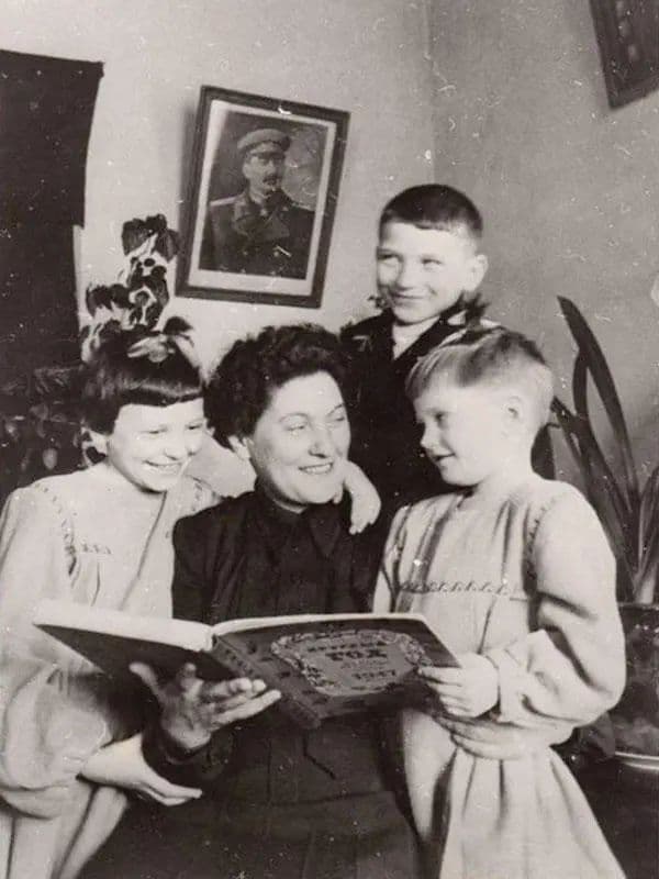 Визначні жінки Донеччини_14