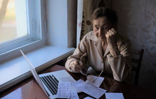 Борги за комунальні послуги