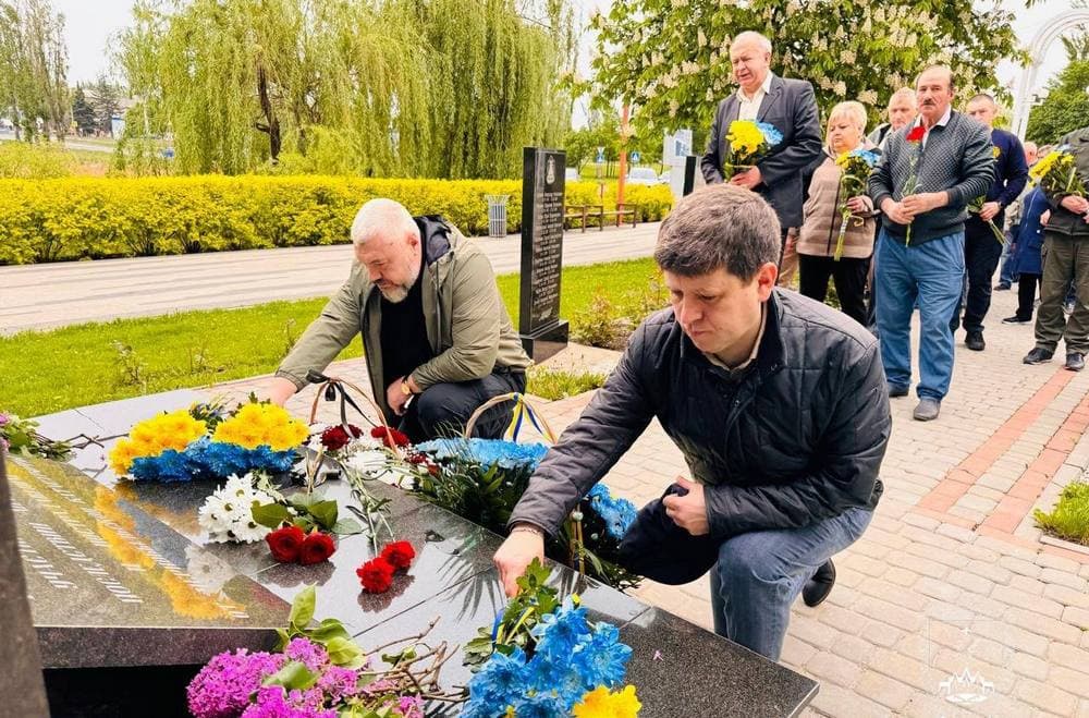 На Донеччині провели заходи вшанування до 38-мої річниці аварії на Чорнобильській АЕС (фото)