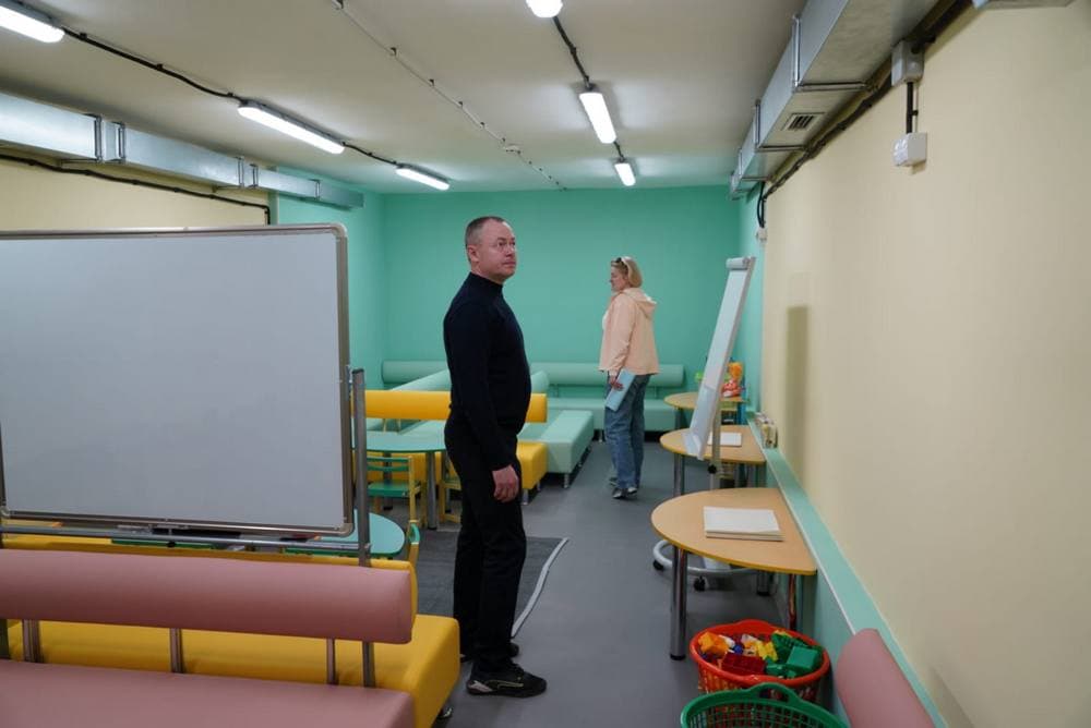 На Донеччині триває облаштування укриттів