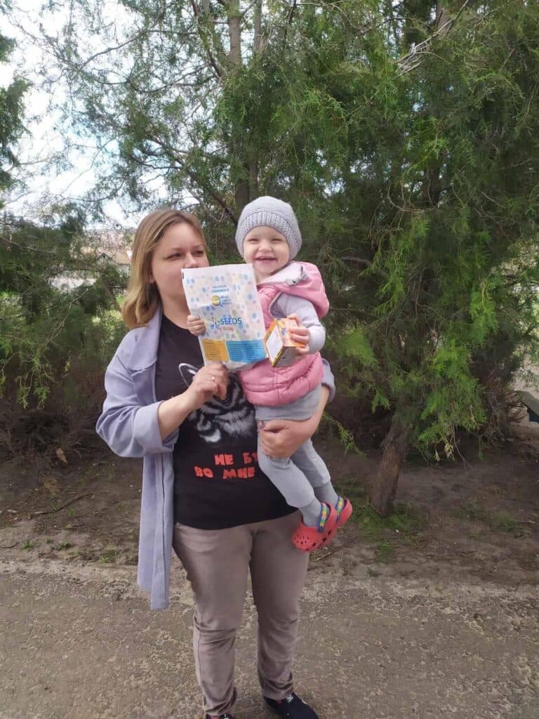 У Краматорську родини з дітьми отримують посадковий матеріал (фото)