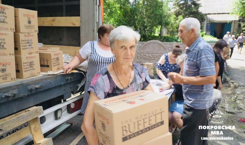 Благодійники організації GEM привезли гуманітарний вантаж до старостинських округів Покровської громади (фото)