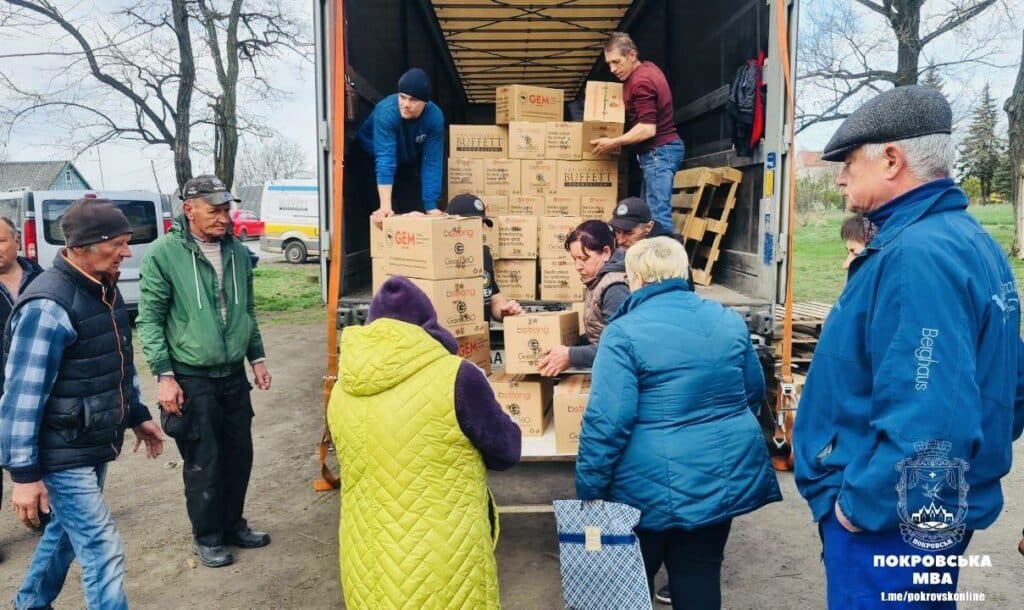 Мешканці Покровського району отримали продуктові набори від GEM (фото)