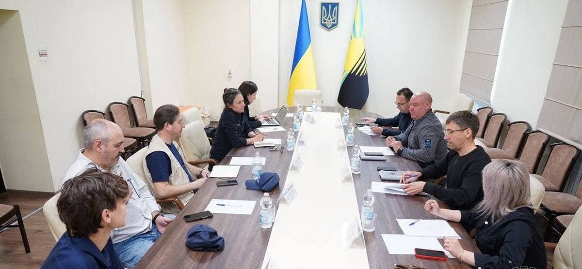 Керівники Покровської МВА зустрілися з міжнародними партнерами для обговорення забезпечення громади водою