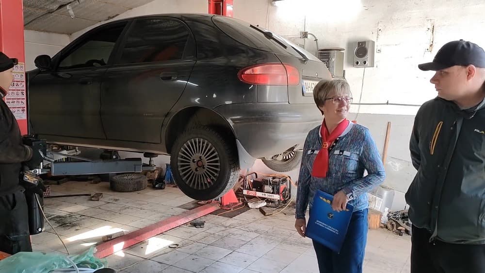 У Слов’янську підприємець відкрив успішний бізнес СТО за підтримки Центру зайнятості (відео)