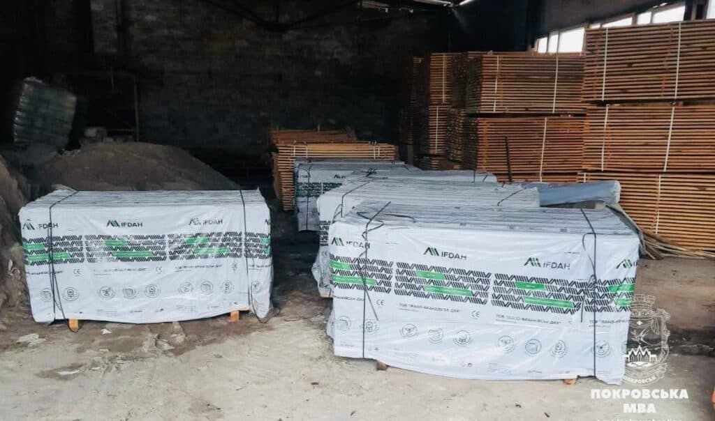 Для ліквідації наслідків обстрілів до Покровської громади з Івано-Франківщини надійшов будівельний матеріал