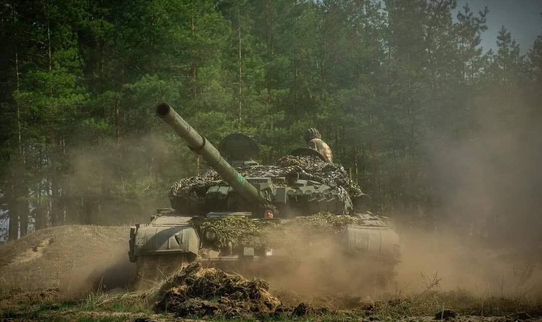 На Бахмутському напрямку українські воїни відбили 33 атаки ворога