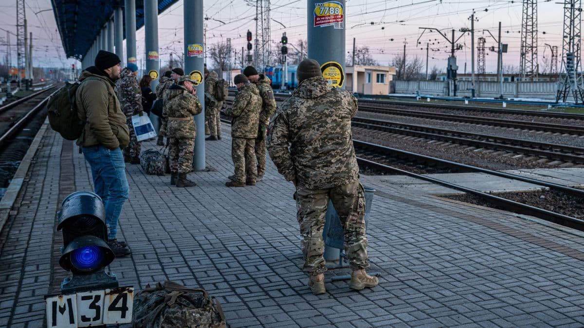 мобілізація, демобілізація, військові