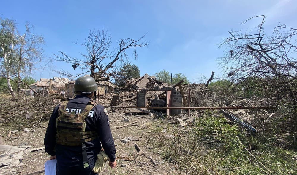 Протягом доби поліція зафіксувала 2501 ворожий удар по Донеччині