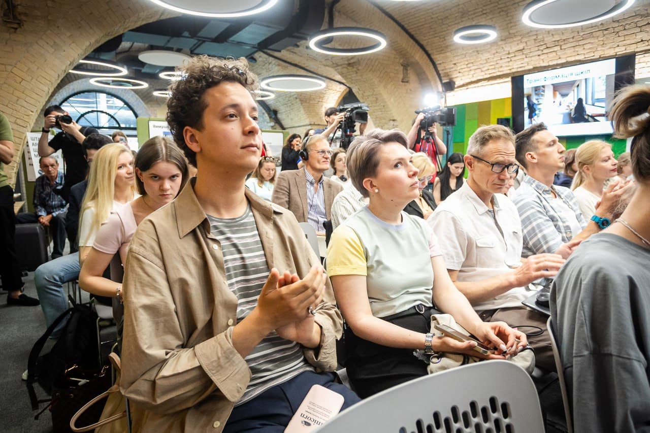 Маріуполь долучився до розробки шкіл майбутнього України