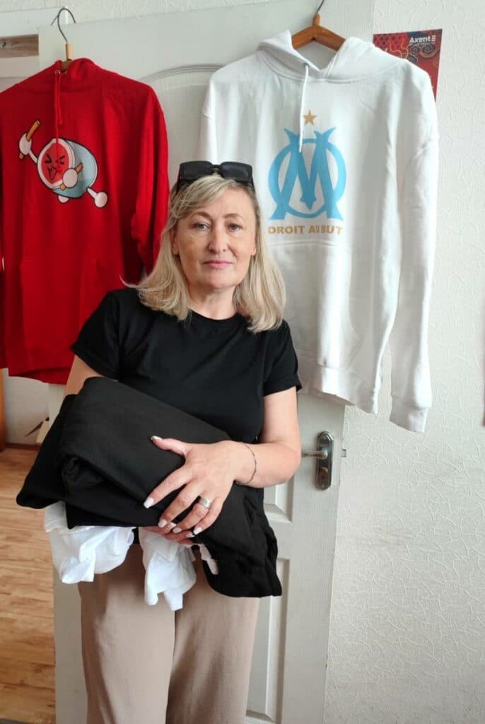 У Покровську поповнили "Соціальну Шафу" безкоштовних речей