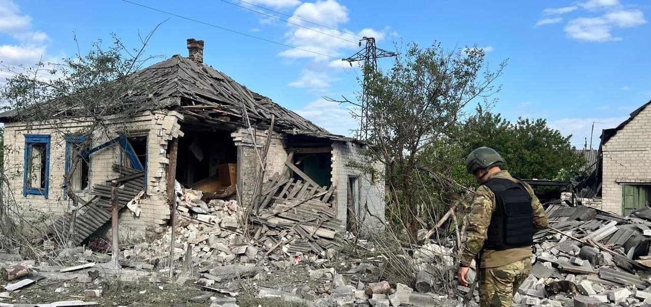 Протягом доби ворог обстріляв Донецьку область 2 352 рази, є загиблі