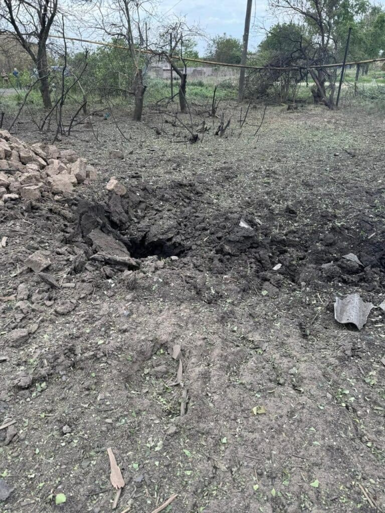 Загарбники вдарили по Селидовому авіабомбою (фото)