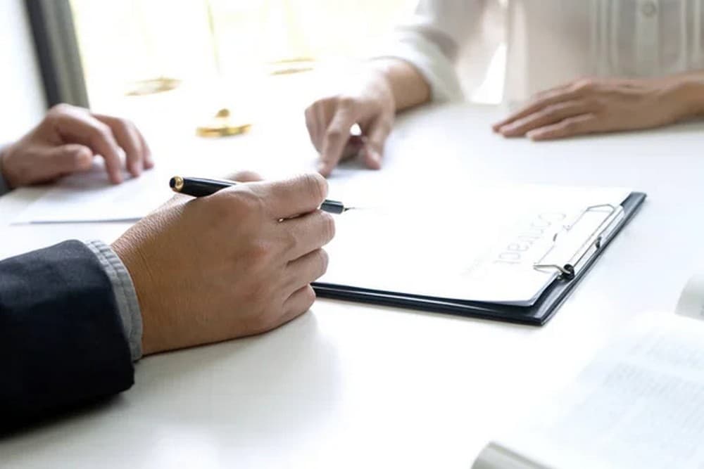 Українцям, які виїхали з ТОТ, на період оформлення документів надається комплексна допомога, — Мінреінтеграції