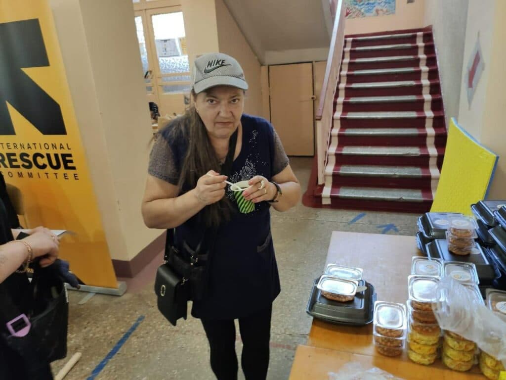 Сьогодні до Рівненської області вирушив черговий евакуаційний поїзд з жителями Донеччини та їх чотирилапими друзями (фото)