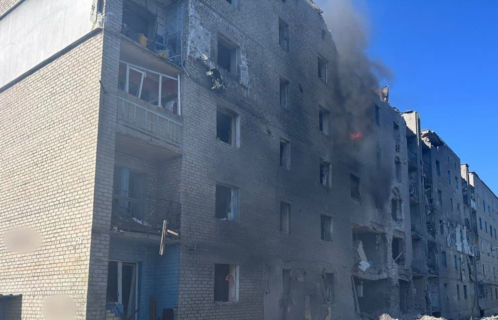 Наслідки обстрілів Донеччини: 5 загиблих і 20 поранених жителів, серед яких — діти