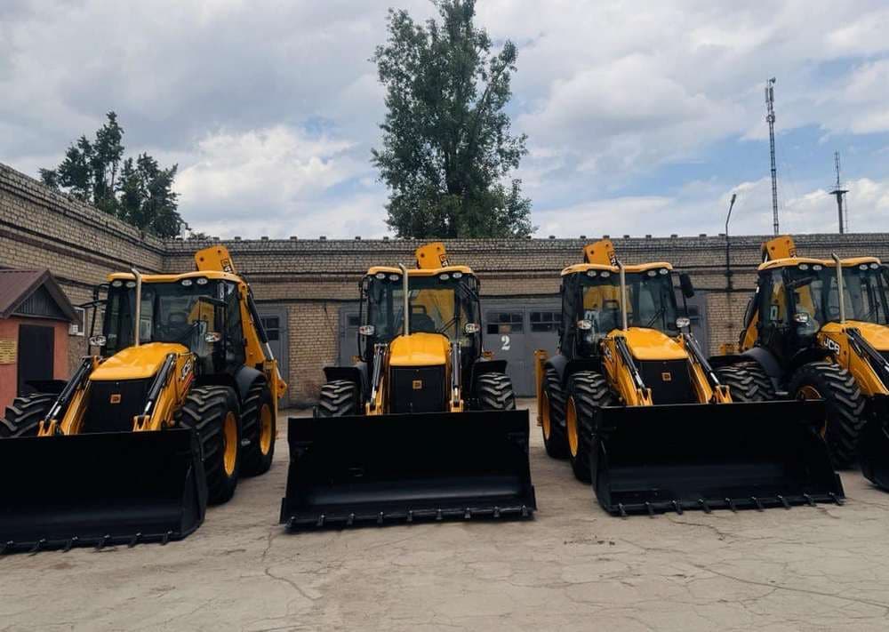 Донецькою ОВА було прийняте рішення про закупівлю техніки для прибирання сміття на території Донеччини