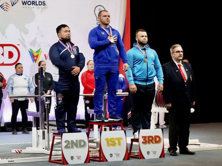 Дружківець Костянтин Мусієнко на чемпіонаті світу з екіпірувального жиму лежачи встановив новий світовий рекорд і здобув золоту медаль