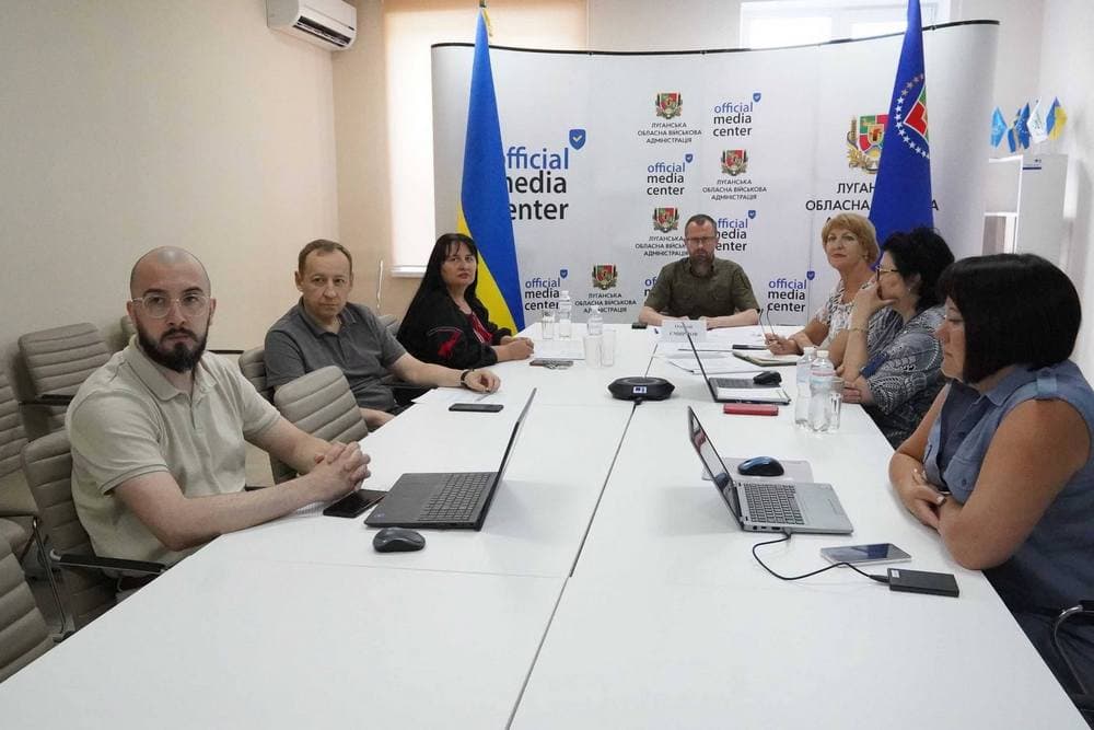 Верещук доповіли про діяльність центрів підтримки ВПО з Луганської області