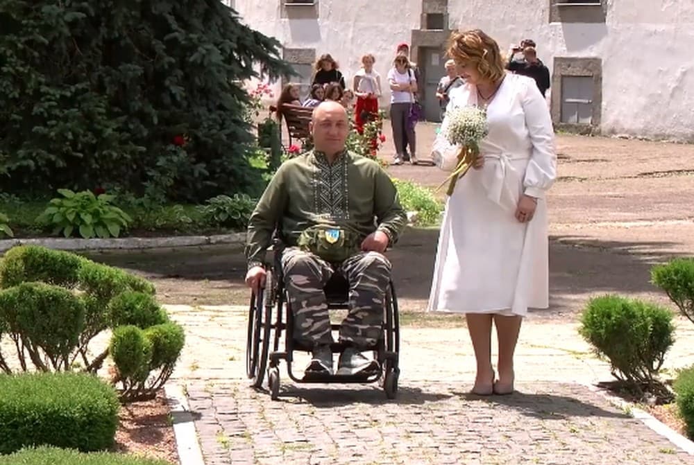 Ветеран з Луганська одружився із жінкою з Рівного (відео)