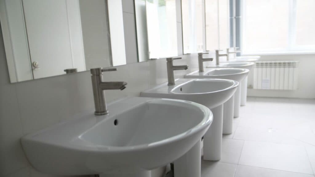 Ще 200 сімей внутрішньо переміщених осіб отримали соціальне житло в Дніпрі (фото)