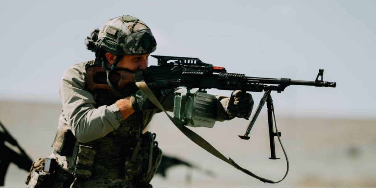 кулеметник третя штурмова