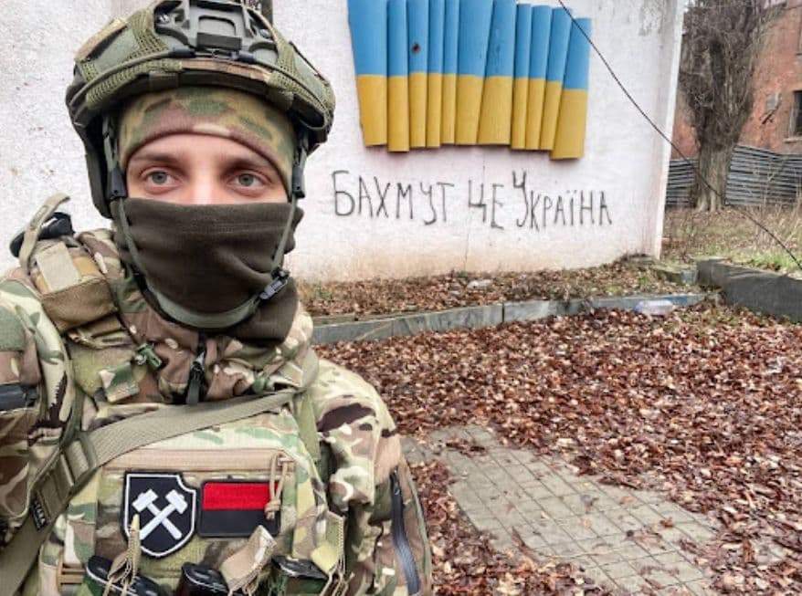 Артем Карякін, або Східний